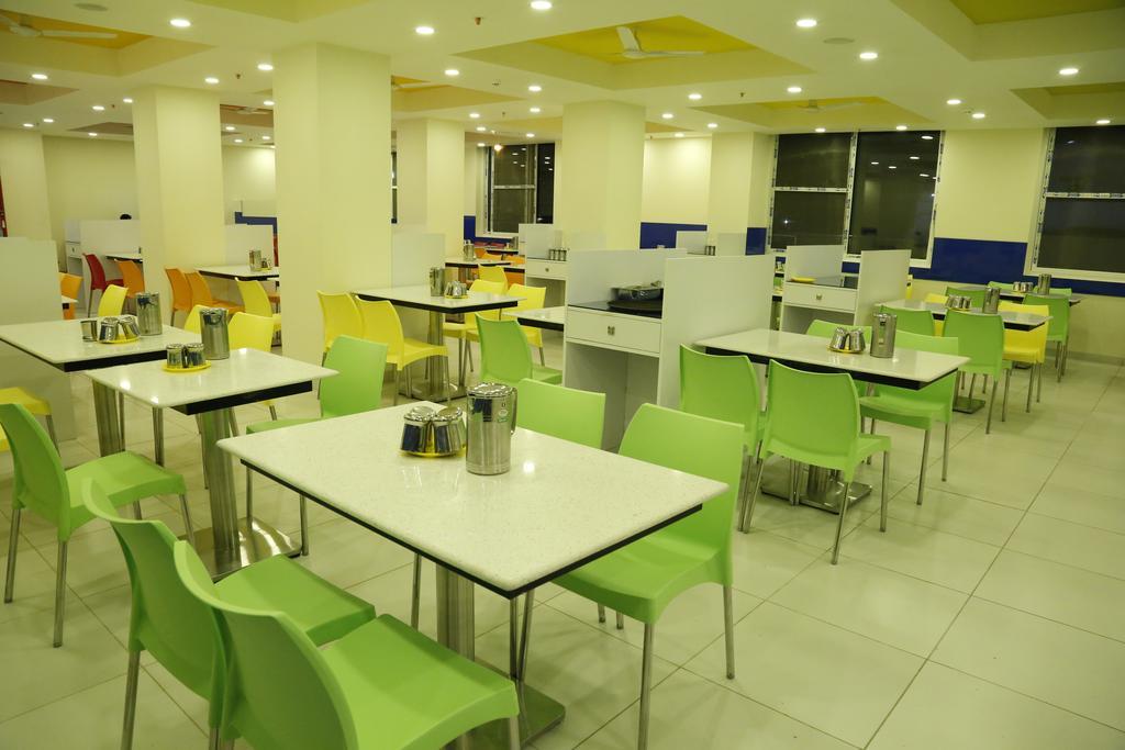 Hotel Ganpat Grand Palani Exterior foto