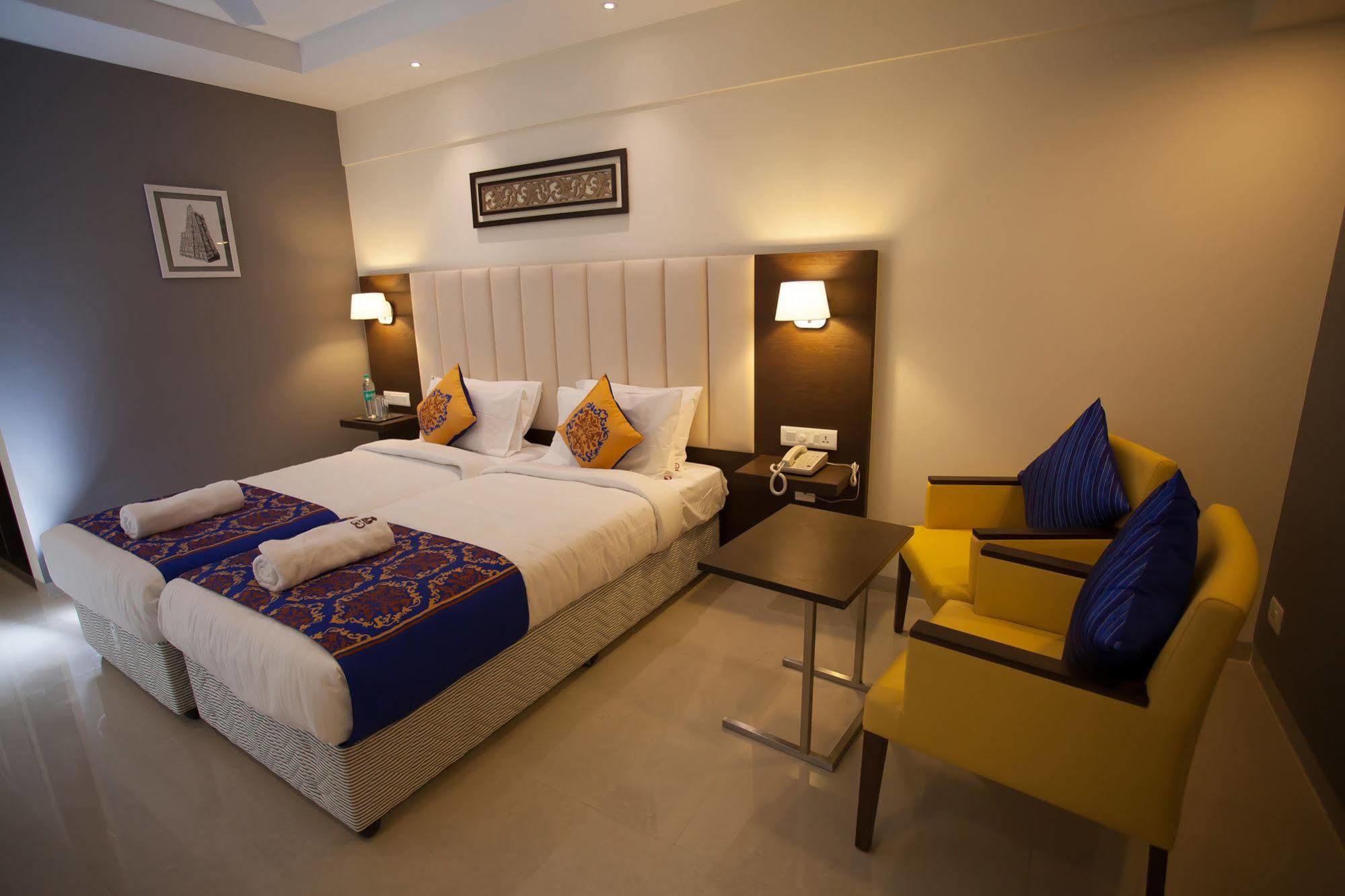 Hotel Ganpat Grand Palani Exterior foto